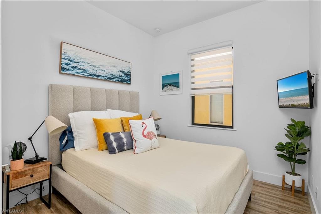 3016 Van Buren AVE-19