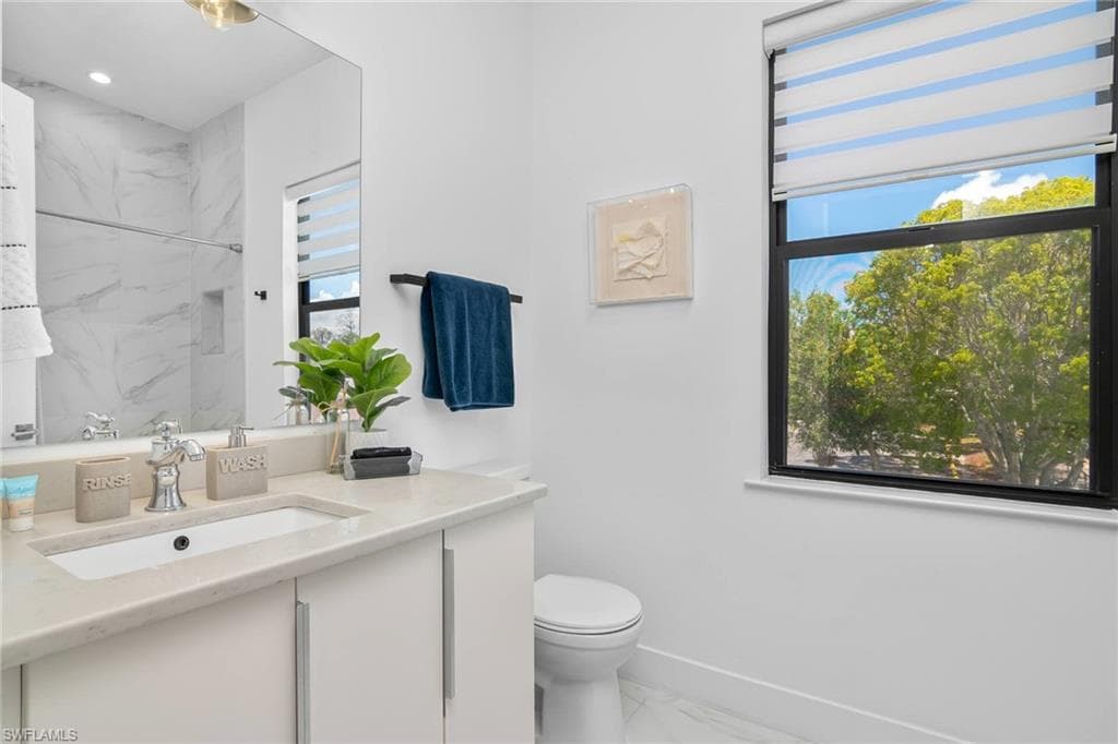 3016 Van Buren AVE-21