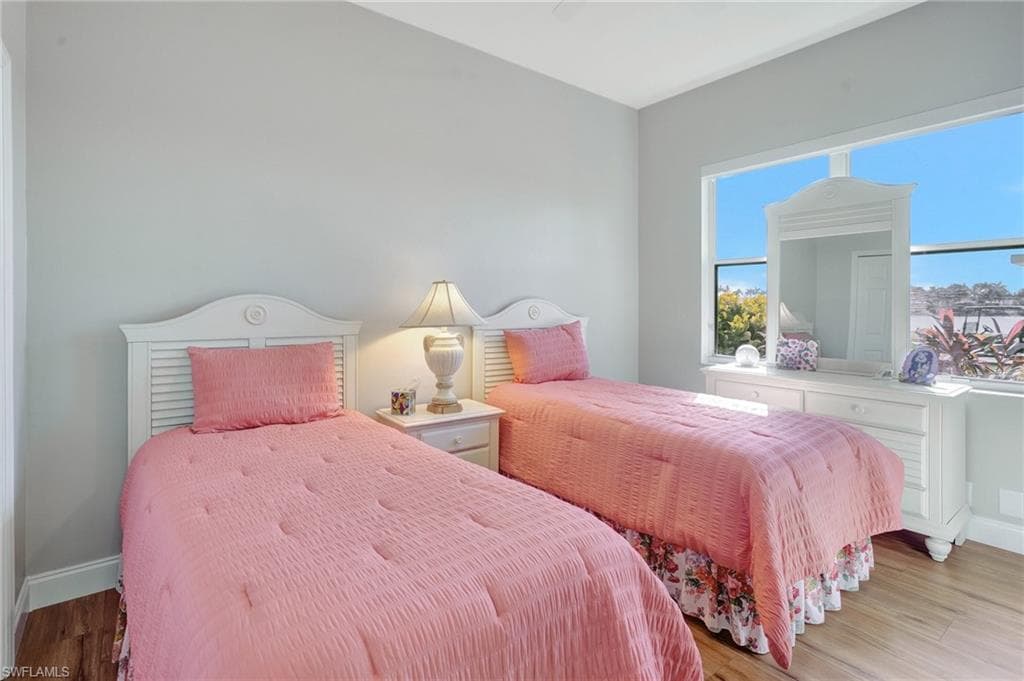 16112 Edgemont DR-28