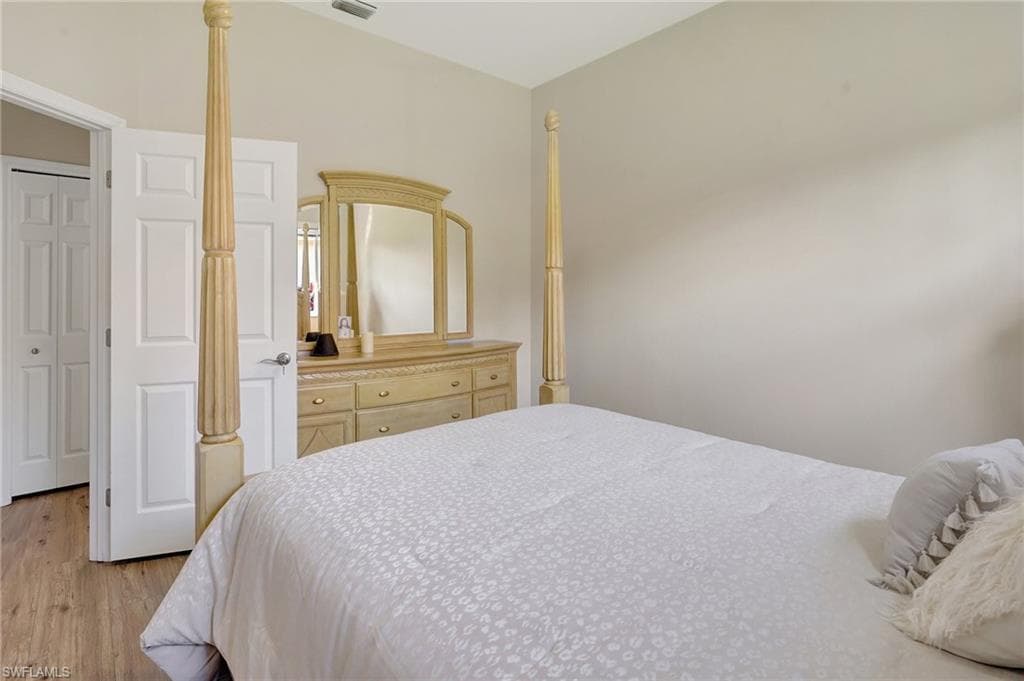 16112 Edgemont DR-35