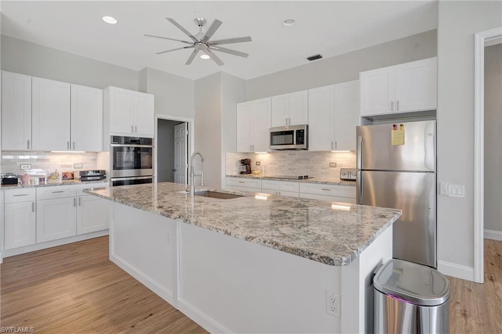 16112 Edgemont DR-8