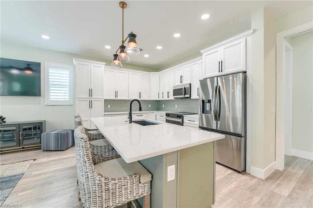 159 Delmar AVE-32