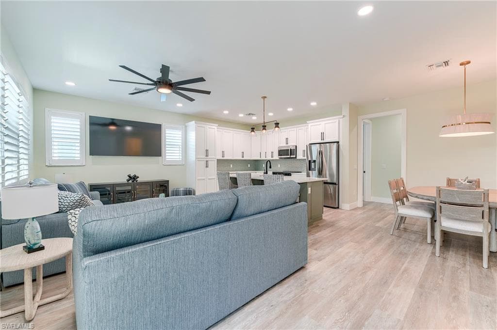 159 Delmar AVE-38