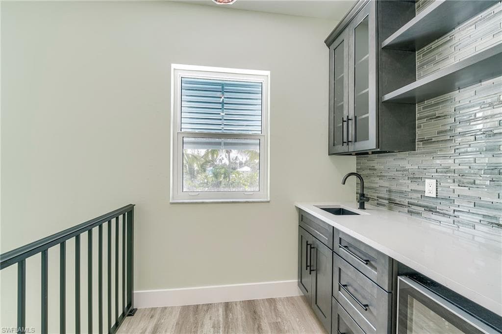 159 Delmar AVE-31