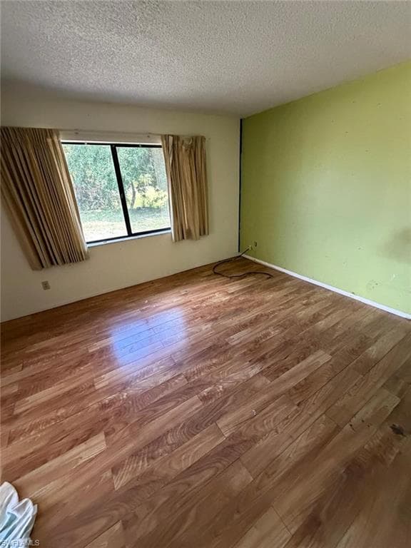 24898 Trost BLVD-16