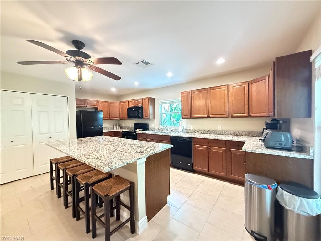 6140 Standing Oaks-2