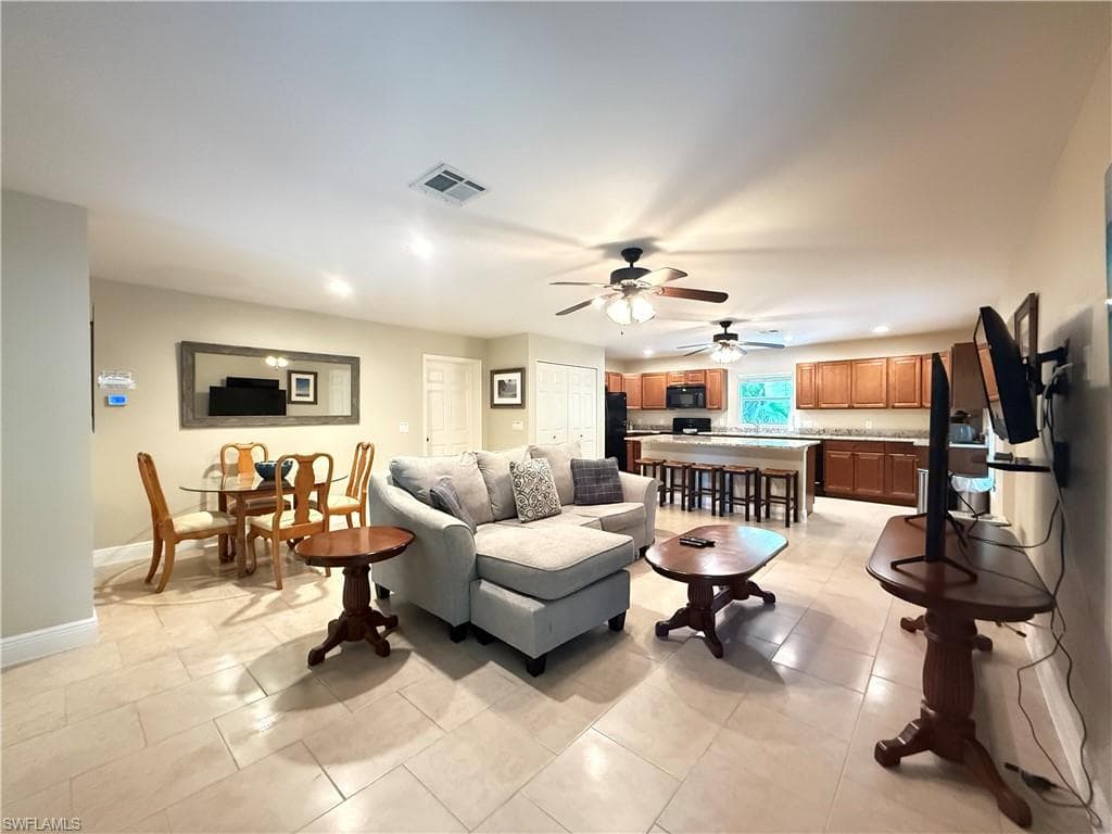 6140 Standing Oaks-5
