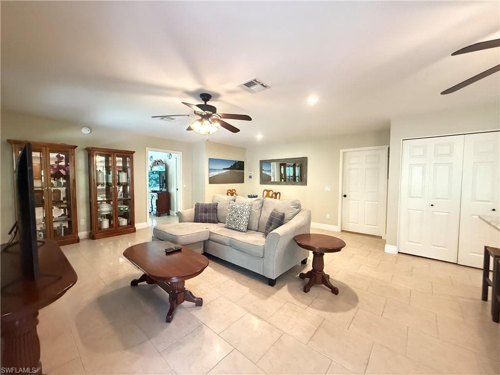 6140 Standing Oaks-4