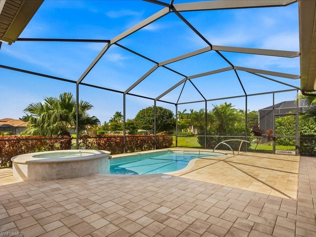 1546 Mockingbird DR-34