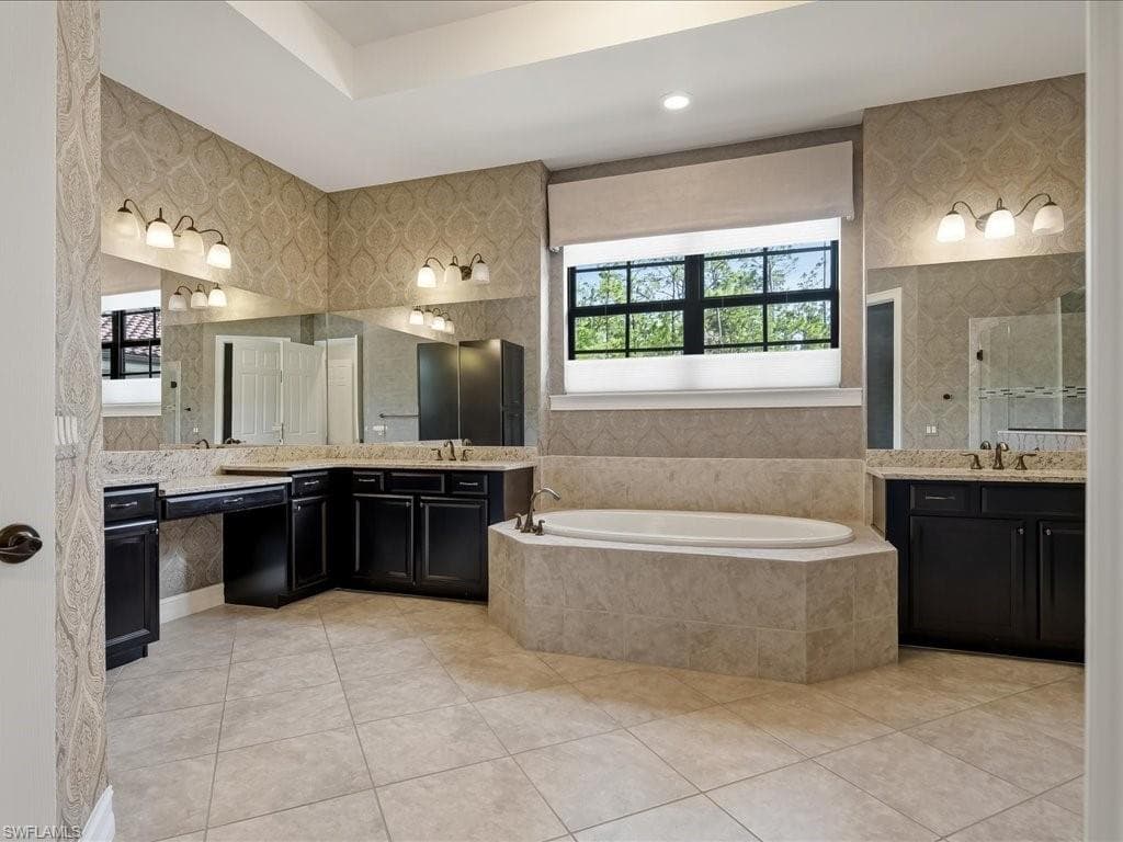 1546 Mockingbird DR-21