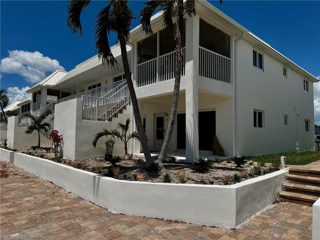 805 E Gulf DR B4-2