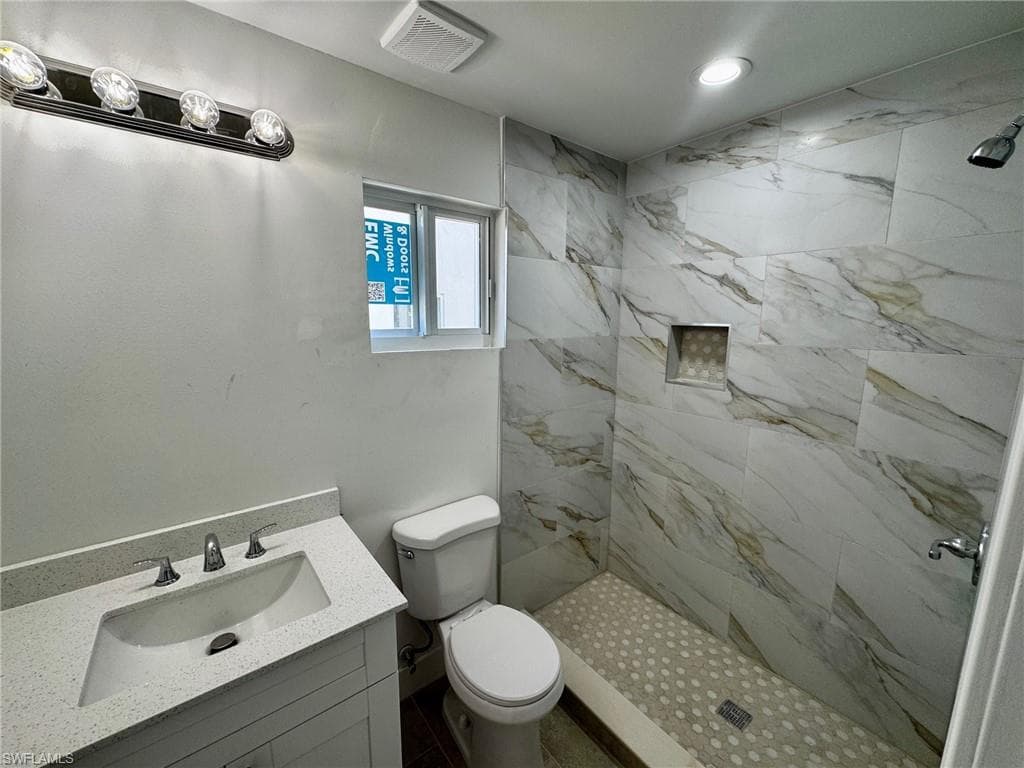805 E Gulf DR B4-7