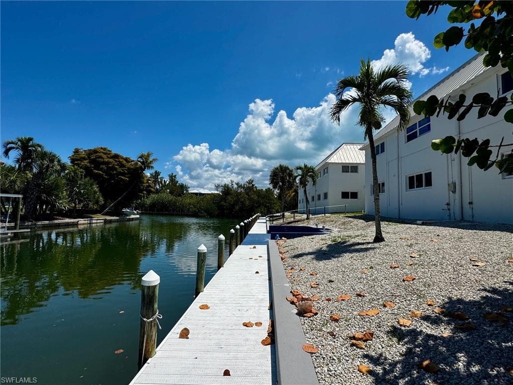 805 E Gulf DR B4-5