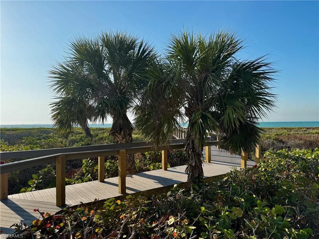 805 E Gulf DR B4-20