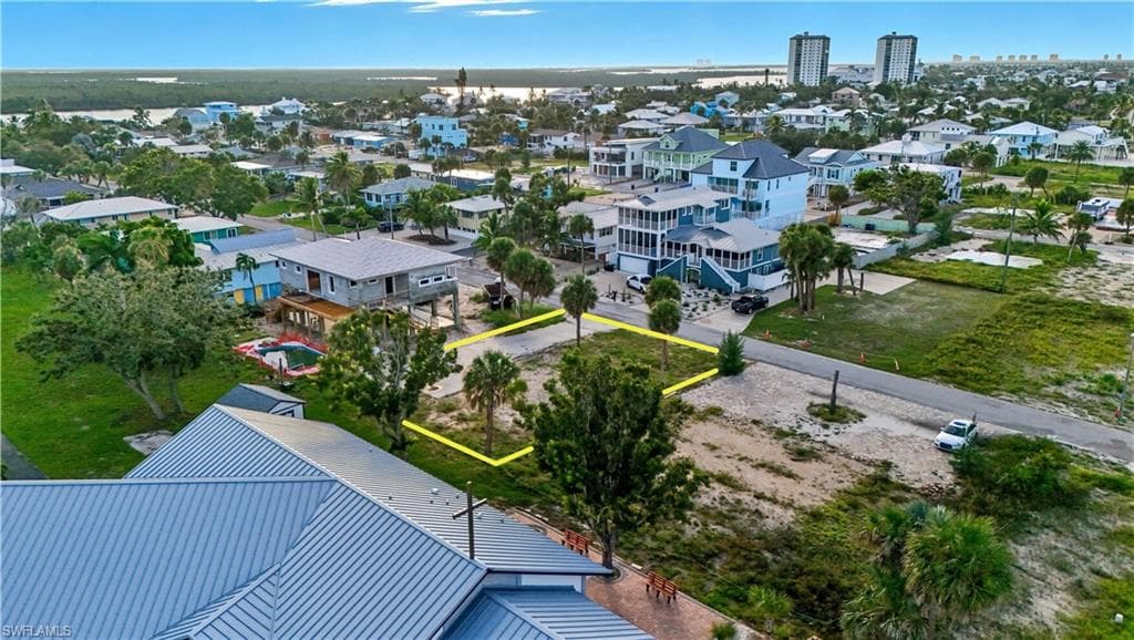 111 Bay Mar DR-6
