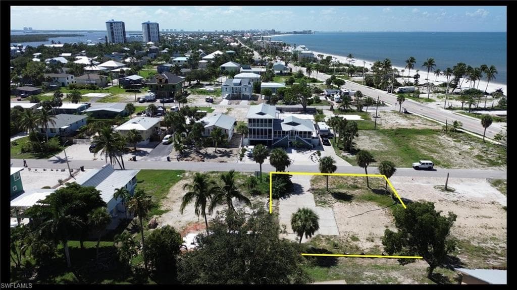 111 Bay Mar DR-16