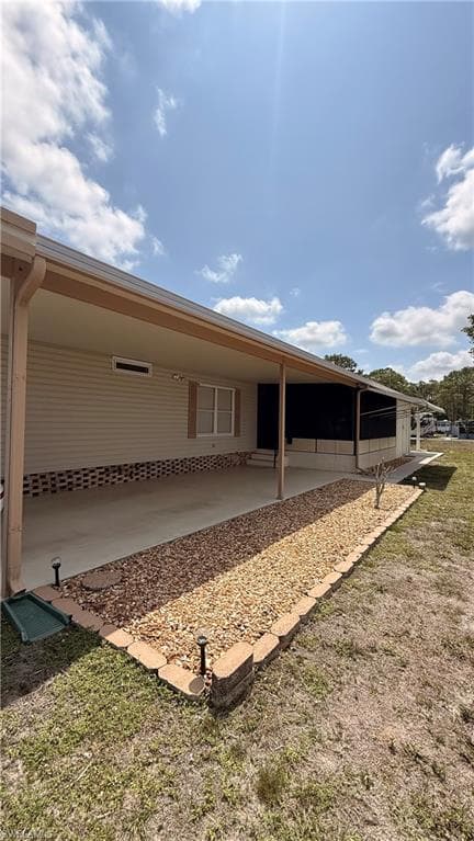10651 Wales LOOP-3