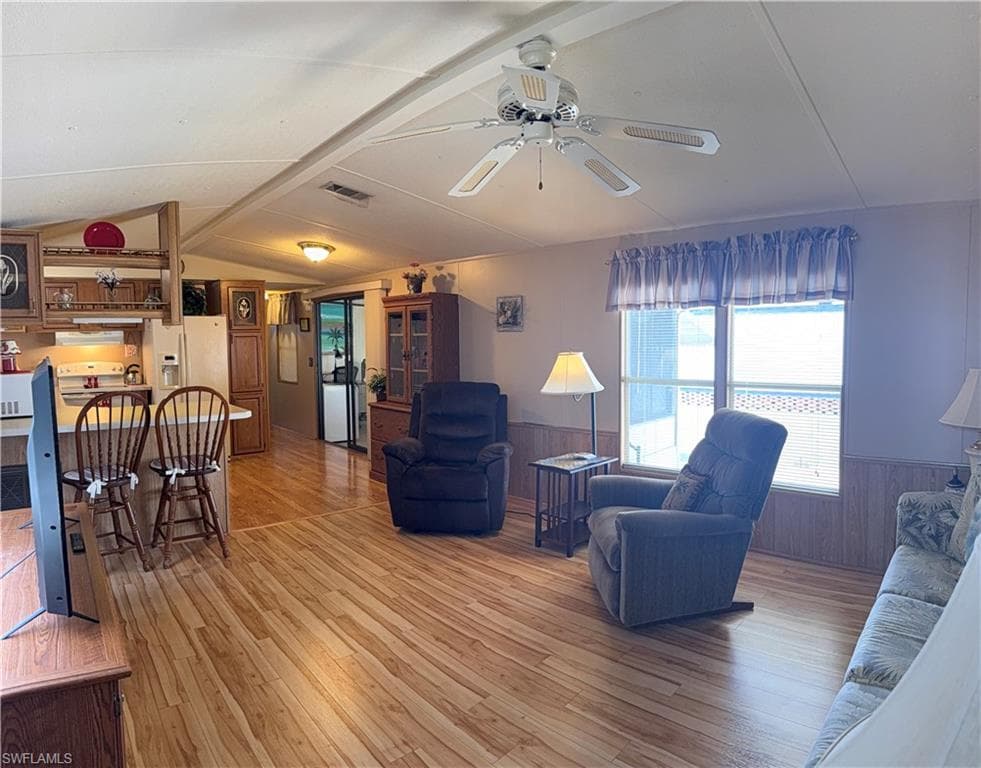 10651 Wales LOOP-11