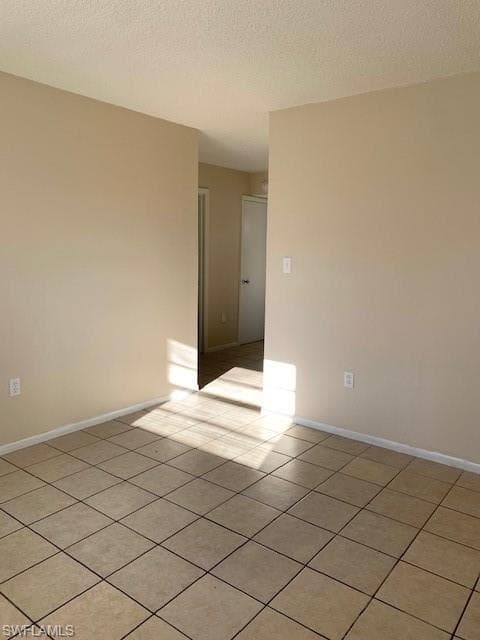 2324 Grand AVE-6
