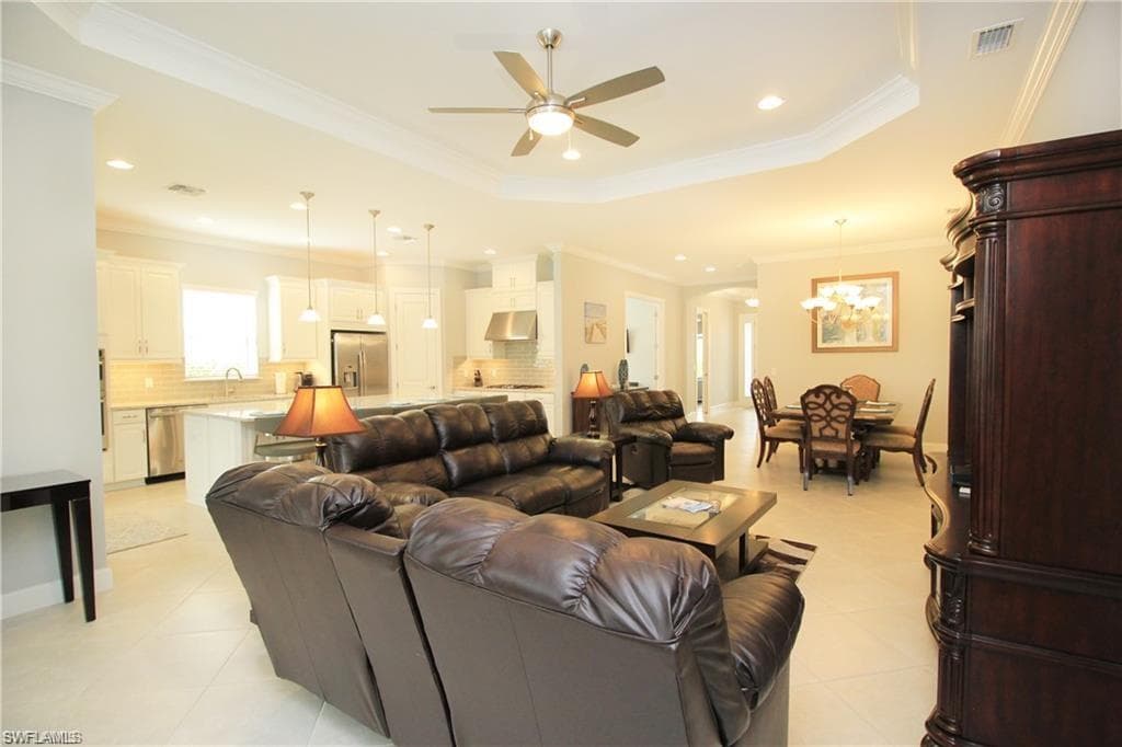9456 Montelanico LOOP-12