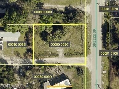 7598 Breeze DR-1