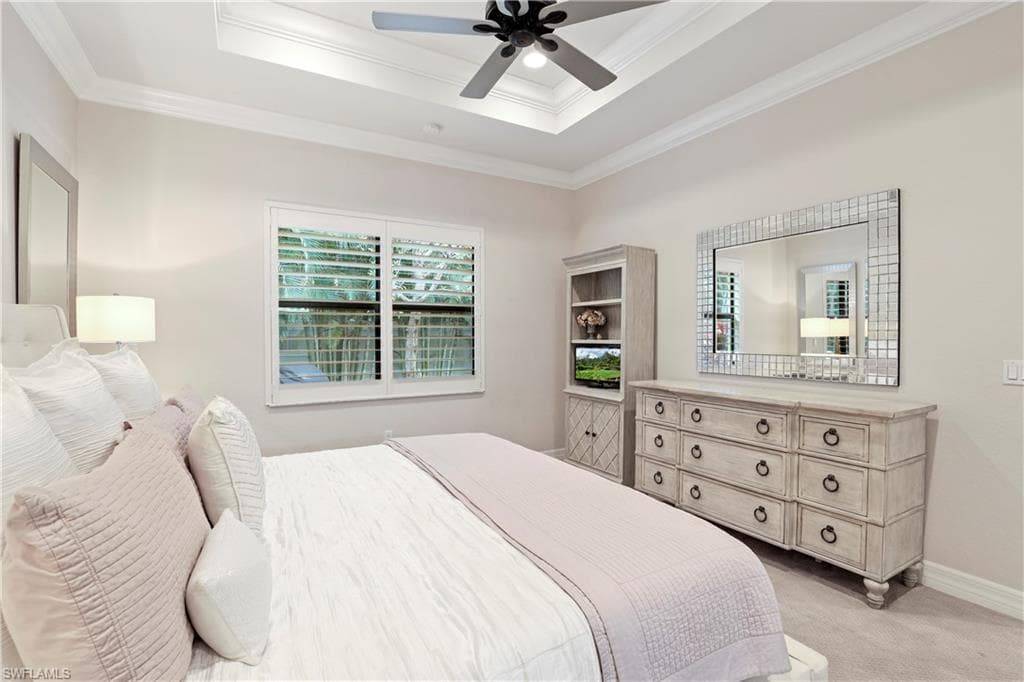 13435 Silktail DR-12