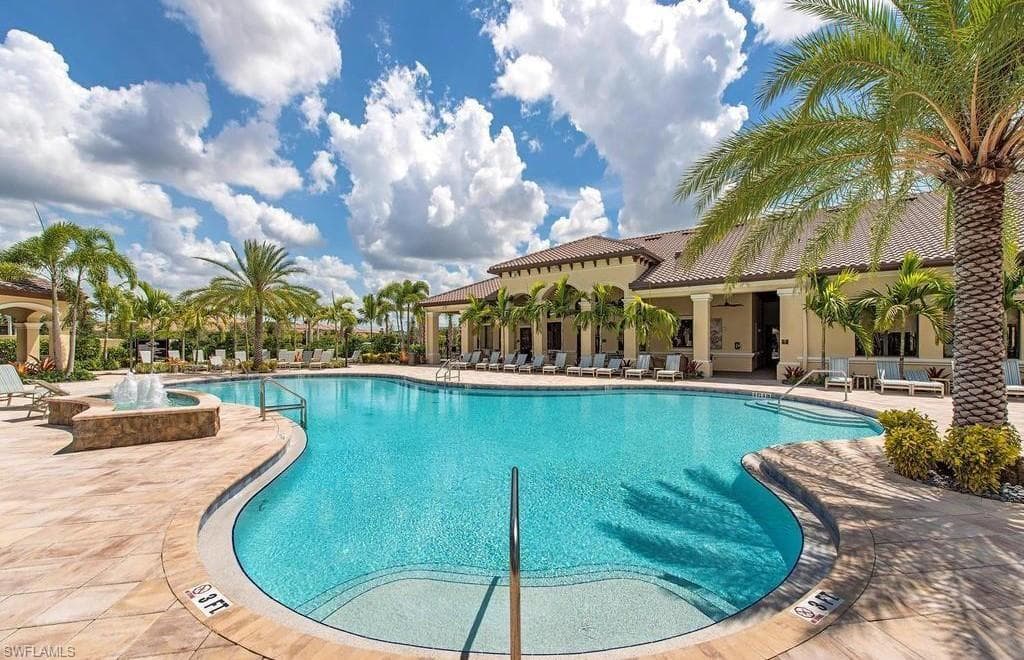 13435 Silktail DR-26