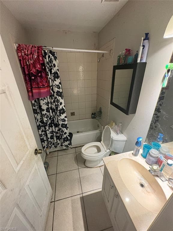 3123 Pine Tree DR-29