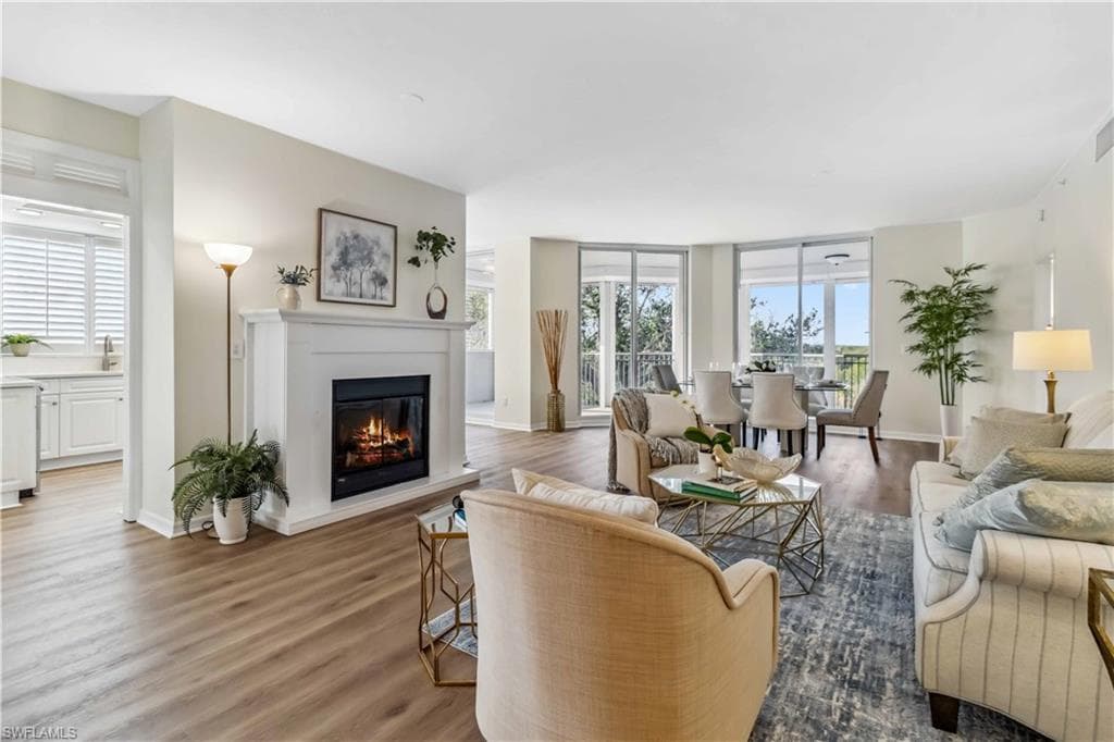 1001 Arbor Lake DR 101-7