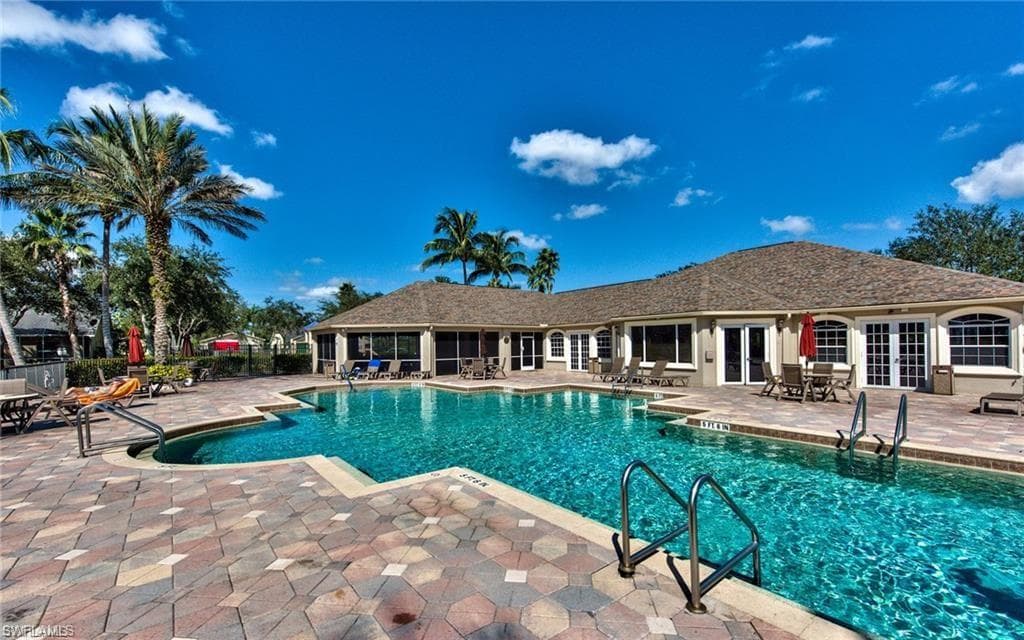 8207 Ibis Cove CIR Y-2