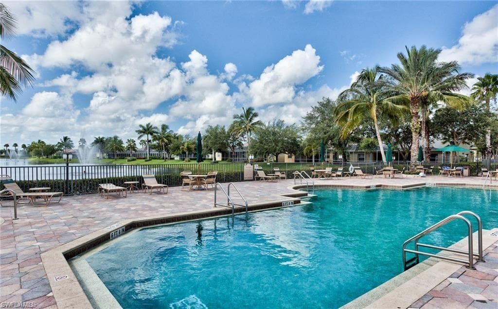8207 Ibis Cove CIR Y-32