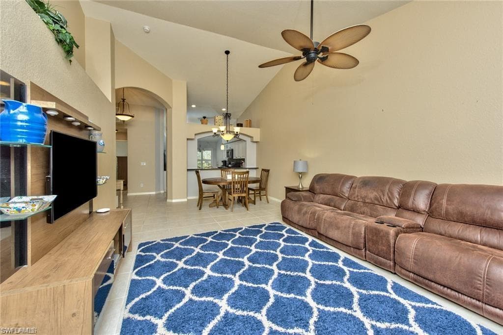 8207 Ibis Cove CIR Y-5