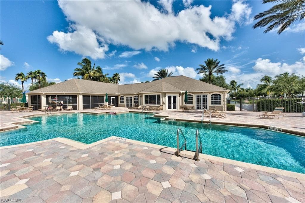 8207 Ibis Cove CIR Y-31