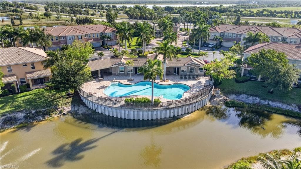 10818 Alvara Point DR-24