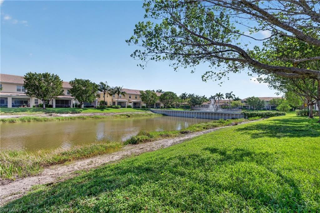 10818 Alvara Point DR-19