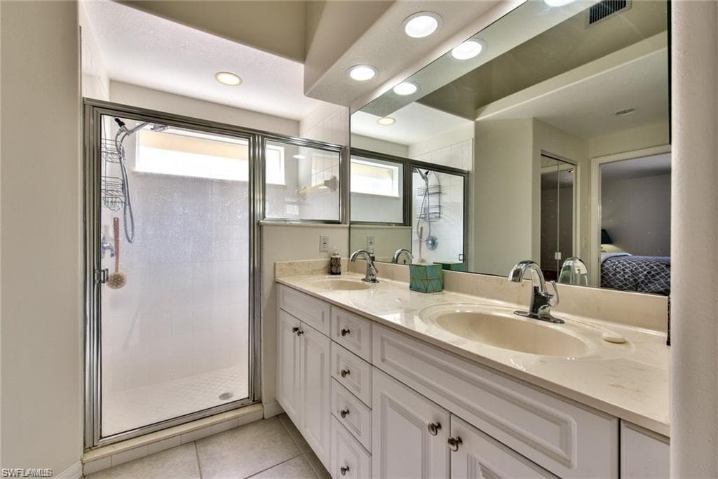 8207 Ibis Cove CIR S-17