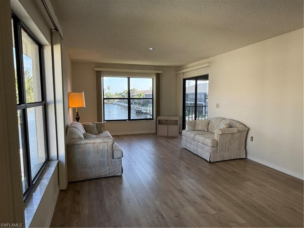 123 SW 47th TER 201-24