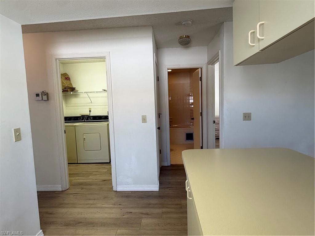 123 SW 47th TER 201-15