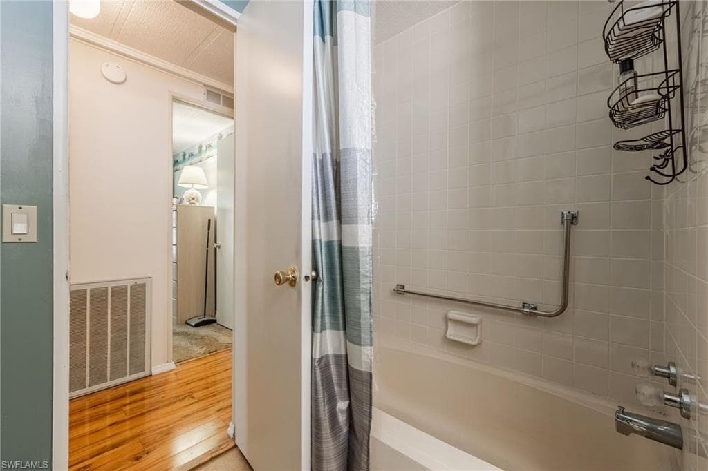 356 Nicklaus BLVD-26