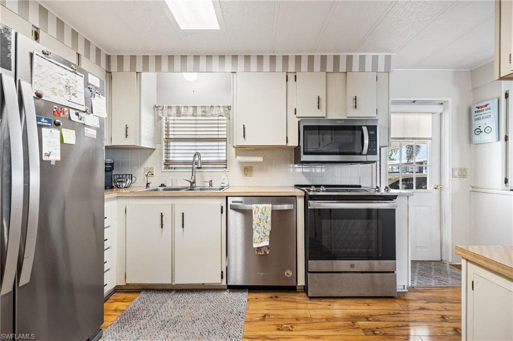 356 Nicklaus BLVD-15
