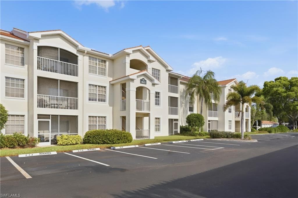 4625 Saint Croix LN 1126-14