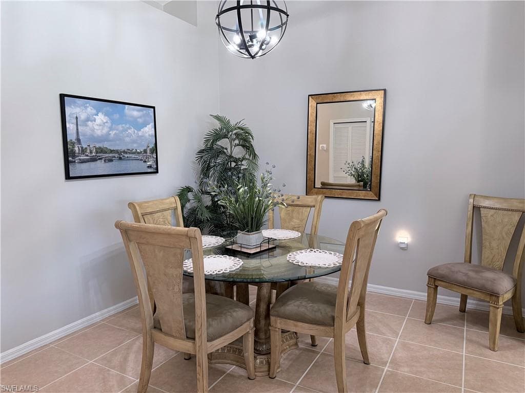 2865 Cypress Trace CIR 203-7