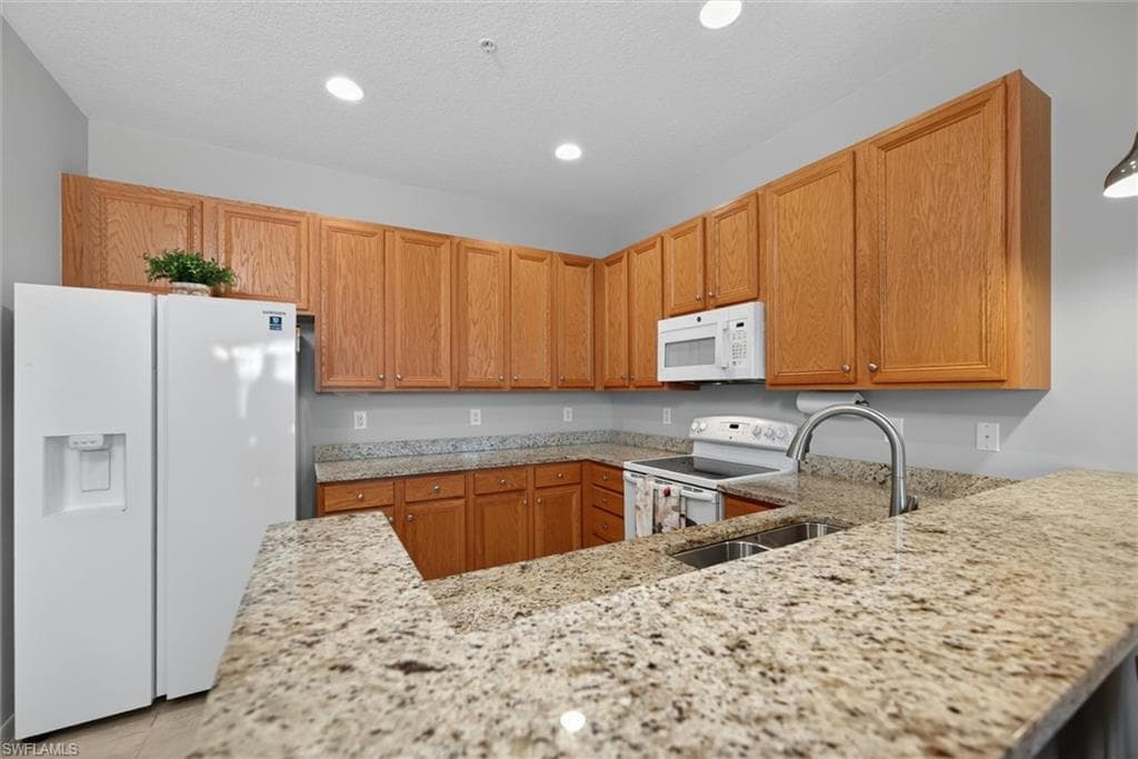 11889 Tulio WAY 4203-10