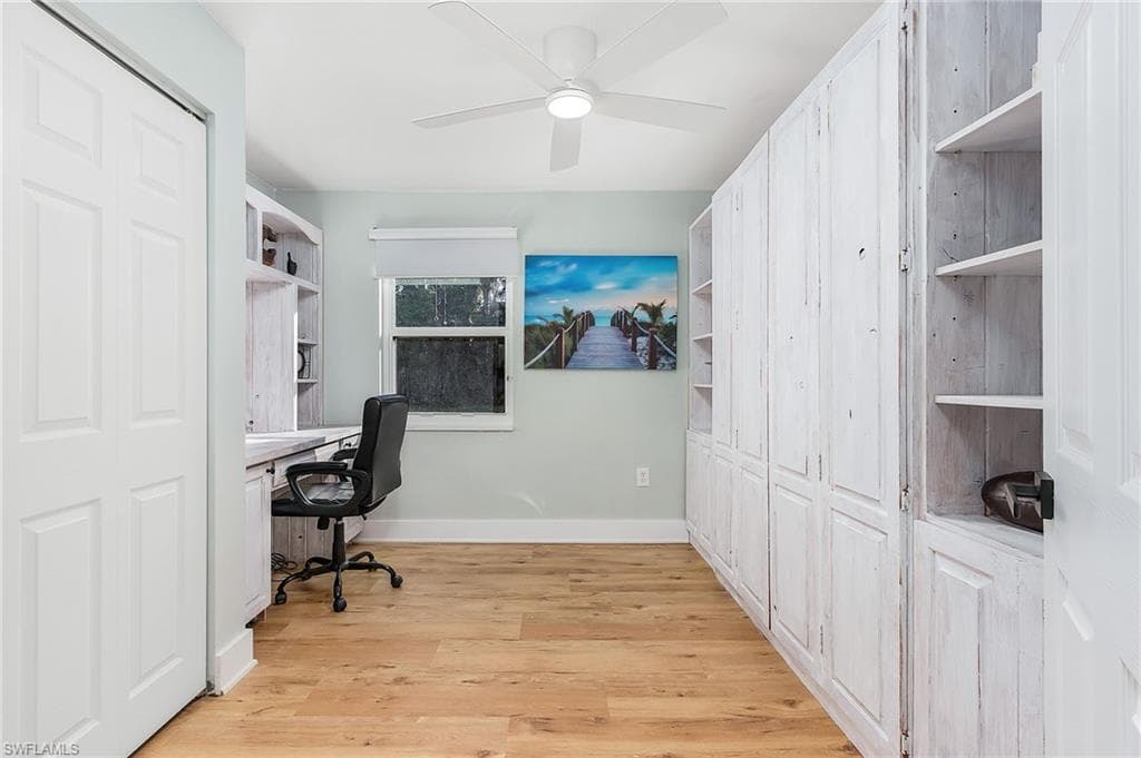2950 Coach House LN-6