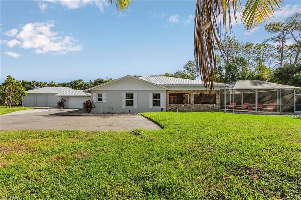 2950 Coach House LN-3