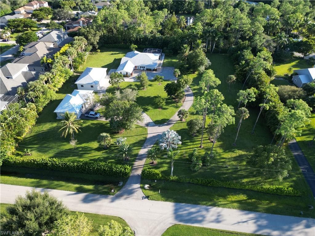 2950 Coach House LN-48