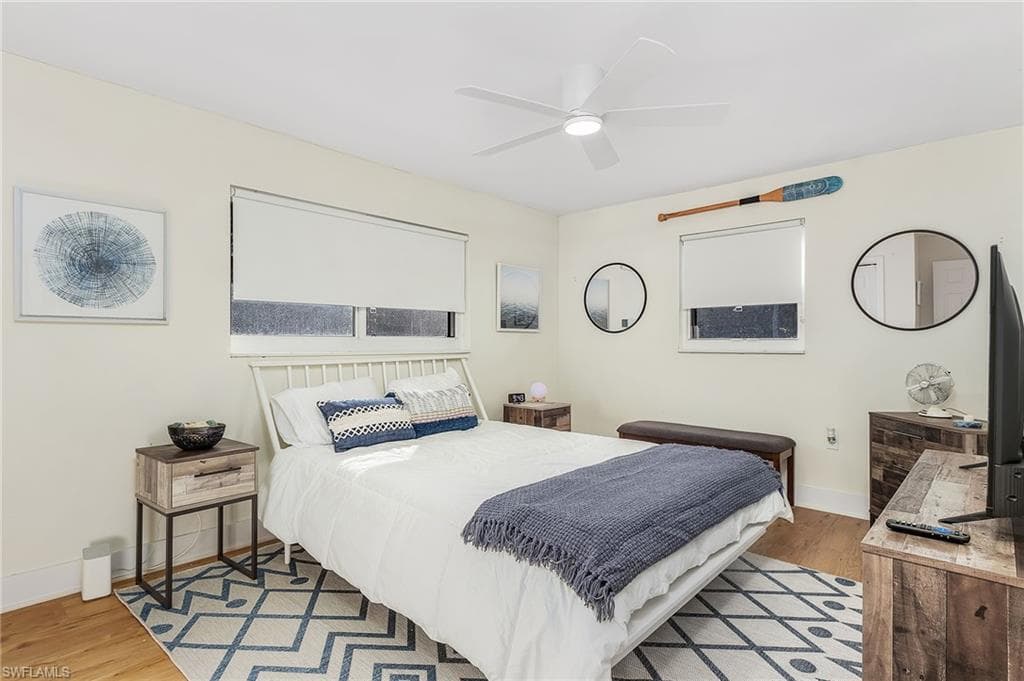 2950 Coach House LN-11