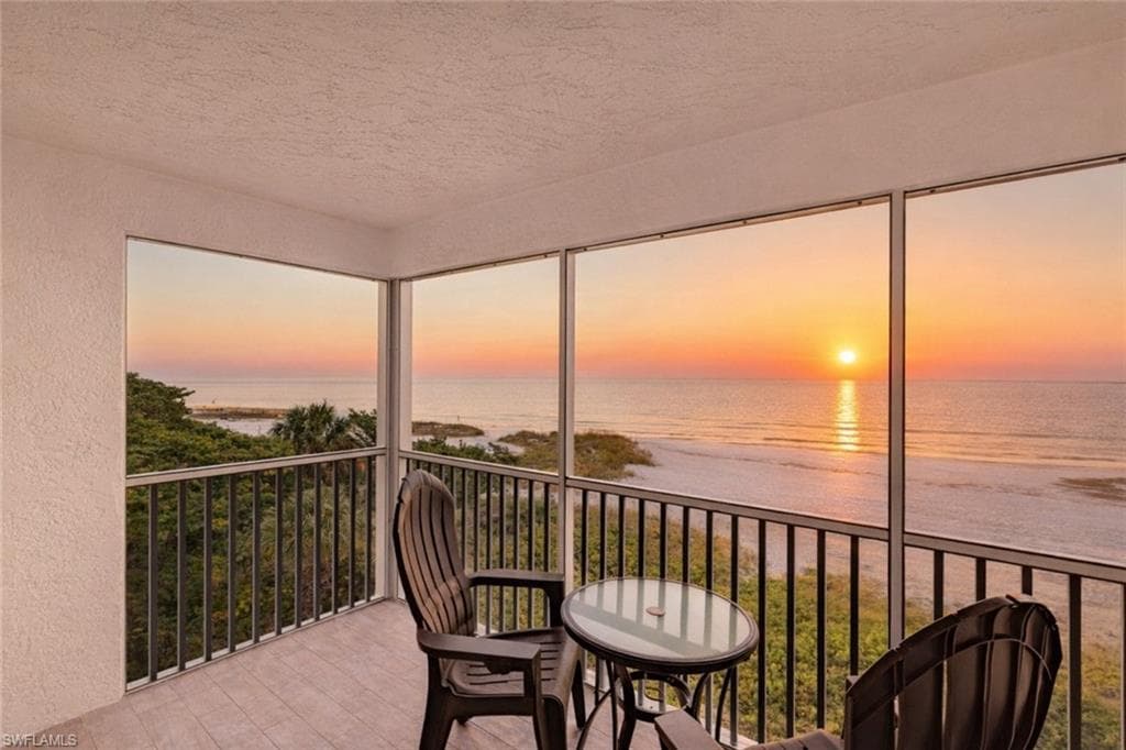 100 Estero BLVD 332-1