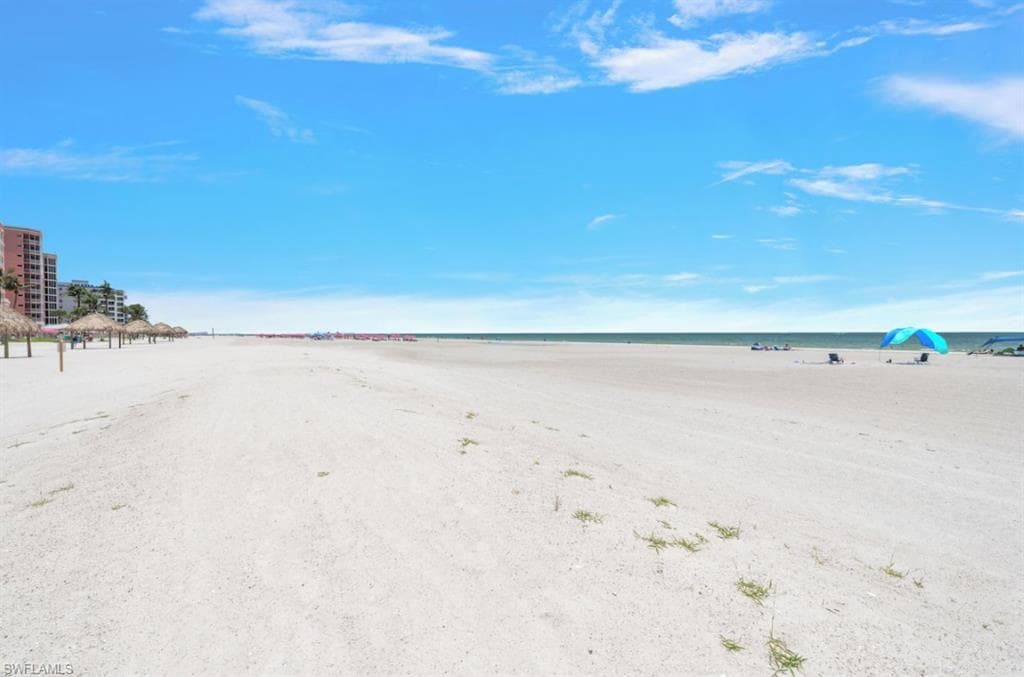 100 Estero BLVD 332-24