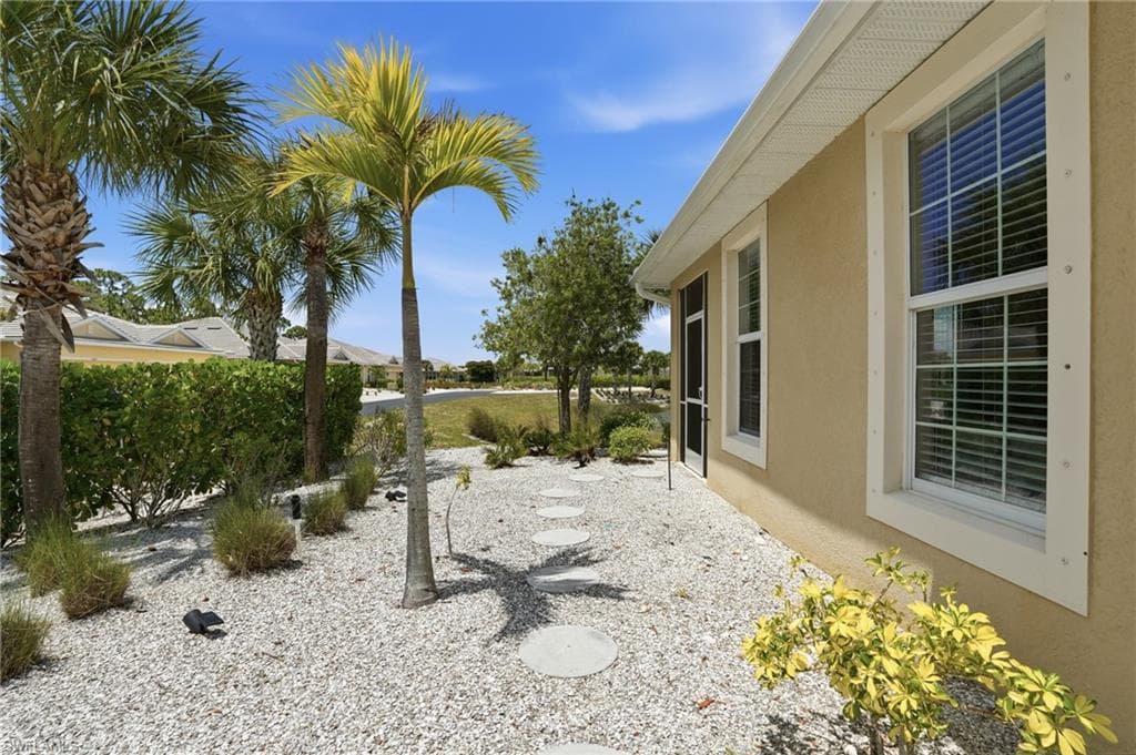 14648 Abaco Lakes DR-31